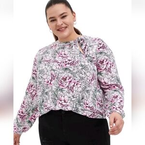 Torrid Pullover White Floral Print Bow Tie Long Sleeve Shirt Blouse Plus Top 2x